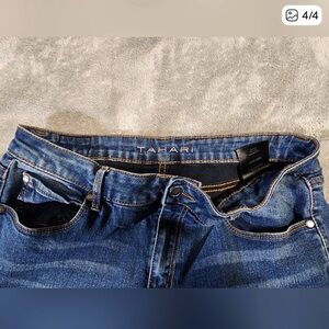 Tahari Dark Blue Ankle Jeans